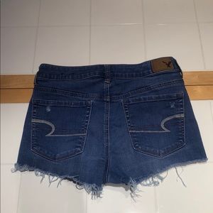 American Eagle size 6 stretch denim shorts